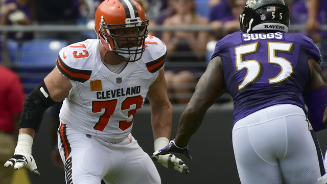 Joe Thomas jokingly rips McKinnon's 'lame' TD celebration