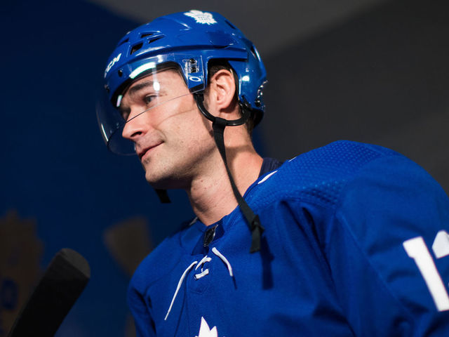 Watch: Marleau shows off speed, roofs wrister in 1st Leafs appearance
