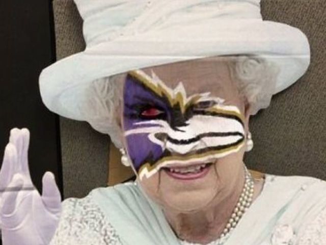 Look: Ravens tweet, then delete photo of Queen Elizabeth II with face paint