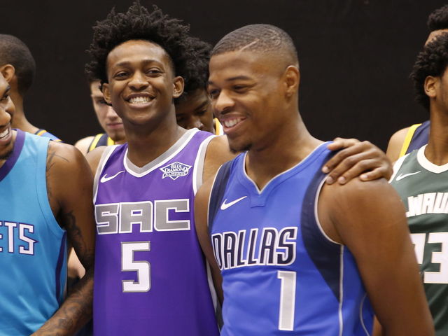 Barkley: Rookie award will come down to Mavericks' Smith, Kings' Fox