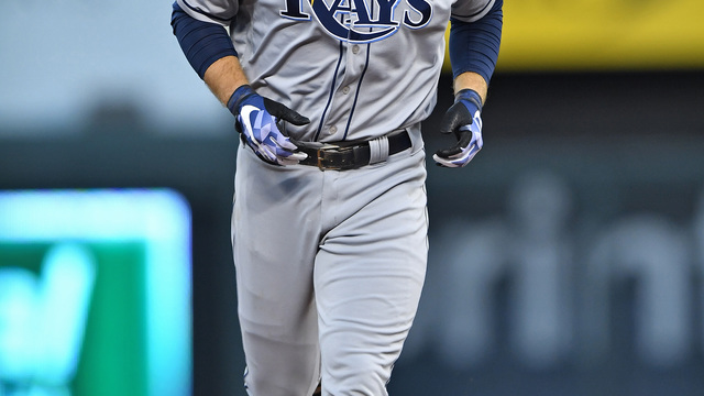 Report: Mariners may target Duda, Moreland this winter