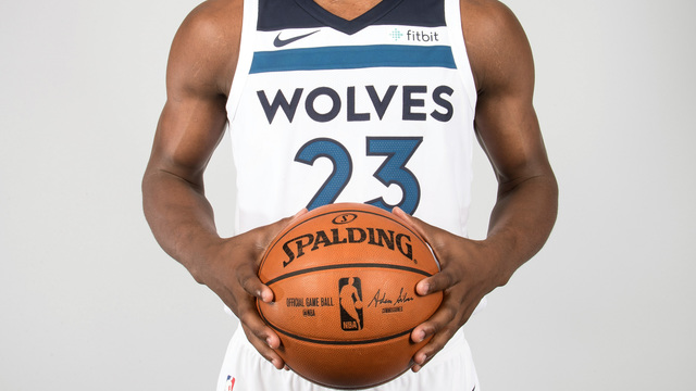 Look: Butler poses in new Timberwolves threads for 1st time