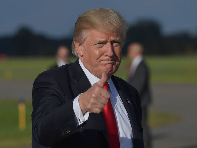 Trump salutes Jones for threatening players who don't stand for anthem