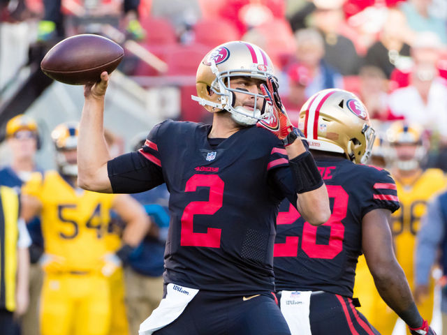 Patriots sign Hoyer to reported 3-year deal to replace Garoppolo