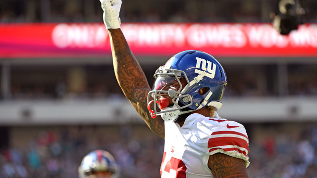 Watch: Beckham raises fist after one-handed TD vs. Eagles