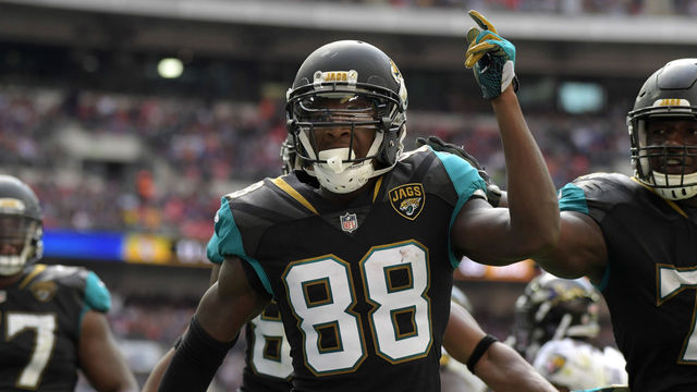 Cowboys sign Allen Hurns