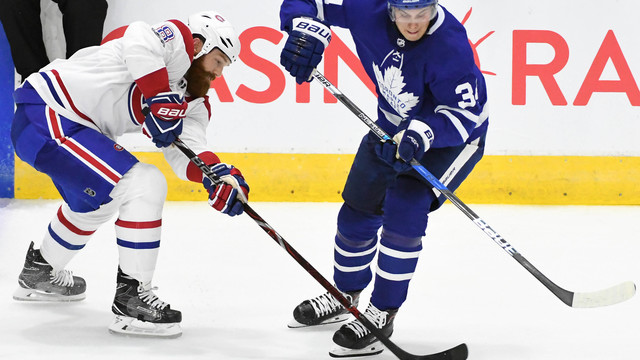 Watch: Matthews nets hat trick vs. Canadiens