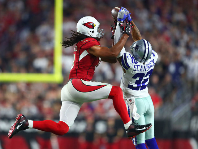 Watch: Fitzgerald channels Randy Moss with incredible jump-ball catch