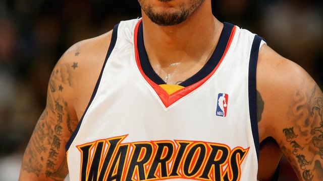 Kings sign Marcus Williams