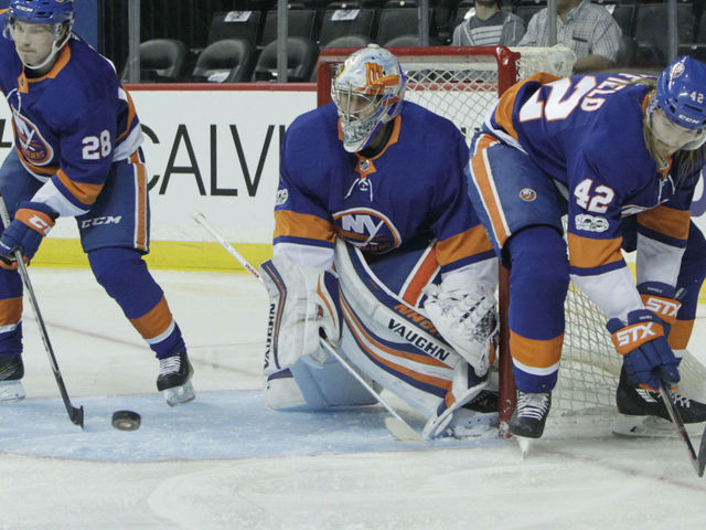 Islanders' Weight: 'Our goaltenders have led the charge in training camp'