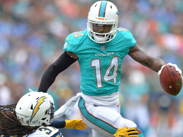 Report: Landry signs Dolphins' franchise tag