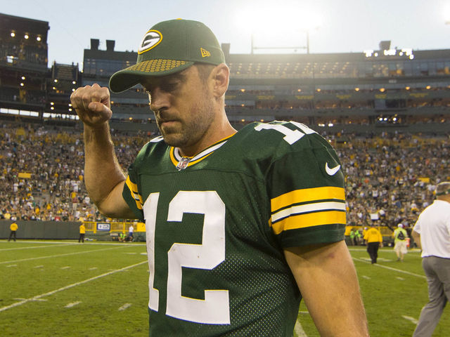 Rodgers jokes about backlash for cameramen kneeling during anthem