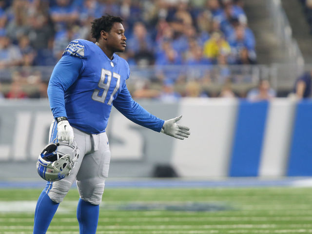 Lions' Spence claims peaceful protest cost father contracting job