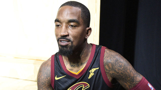 J.R. Smith won't 'get into blank-measuring contest' with Wade