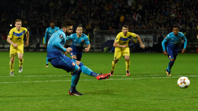 Giroud bags 100th goal for Arsenal in victory at BATE Borisov