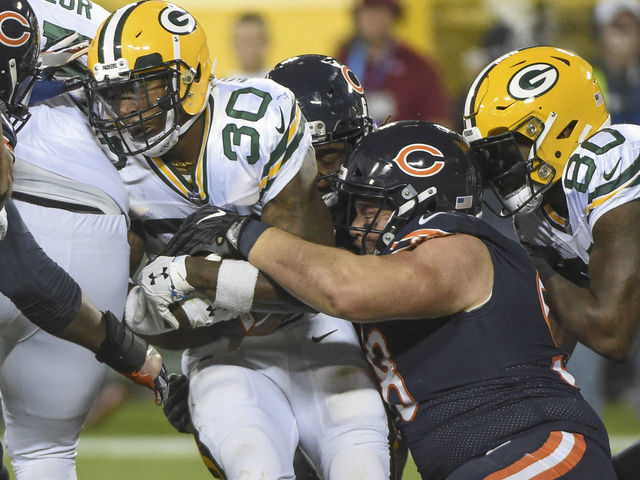 Report: Packers' Williams could have sprained knee, to undergo MRI