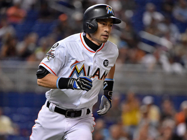 Marlins decline $2M option on Ichiro