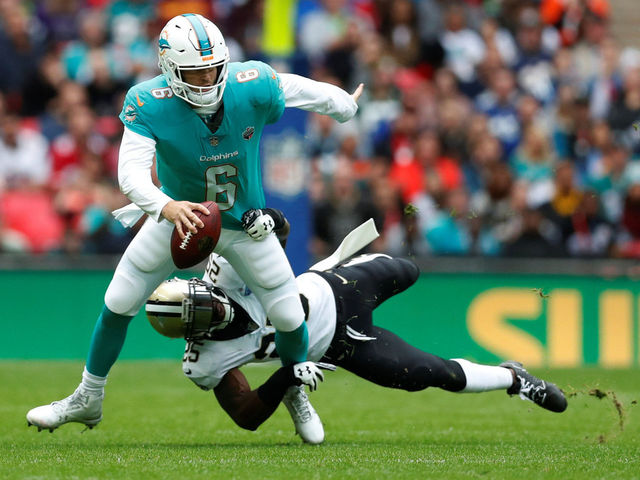 Gase dismisses idea of benching Cutler after Saints shut out Dolphins