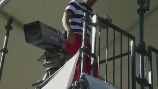 Chappell's ball finds TV tower at Presidents Cup; Twitter reacts