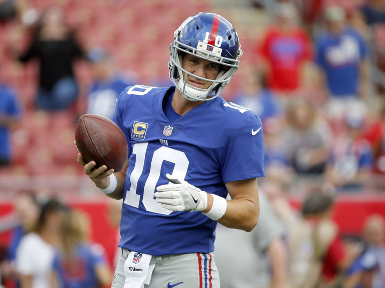 Watch: Eli Manning Scores A ... Rushing Touchdown? | TheScore.com