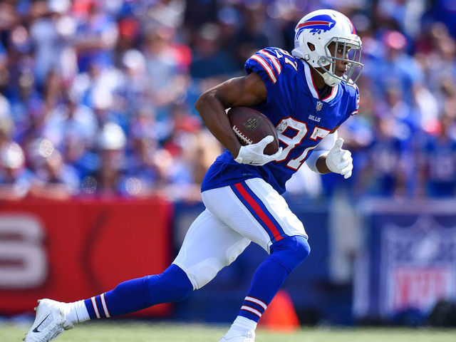 Report: Bills' Matthews to undergo thumb surgery, miss 1 month