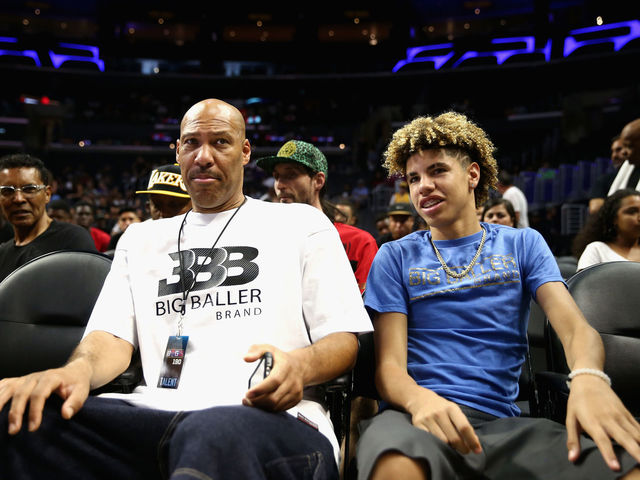 LaVar Ball to pull LaMelo out of school, calls coaches 'knuckleheads'