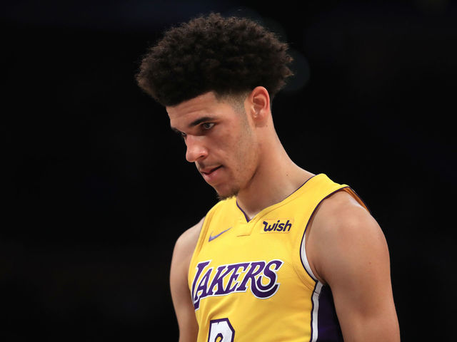 Ball suffers ankle sprain in Lakers' preseason loss to Nuggets