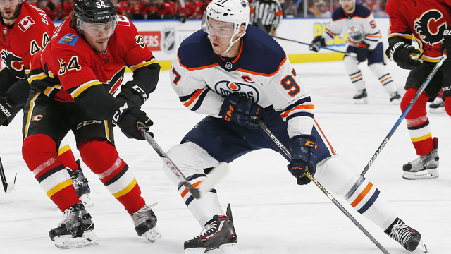 Oddsmakers project McDavid as lone 100-point scorer