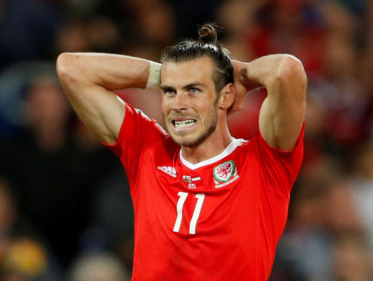 Gareth Wales modelling new Wales home kit for 2016-17 / Euro 2016 Shirt