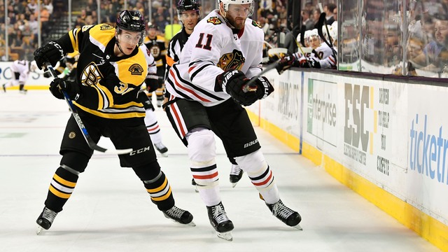 Blackhawks sign Franson to 1-year deal