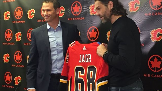 Jagr officially joins Flames: '99.9 percent this will be my last season'