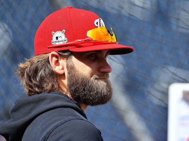 Harper unveils custom 'Pray for Las Vegas' cleats
