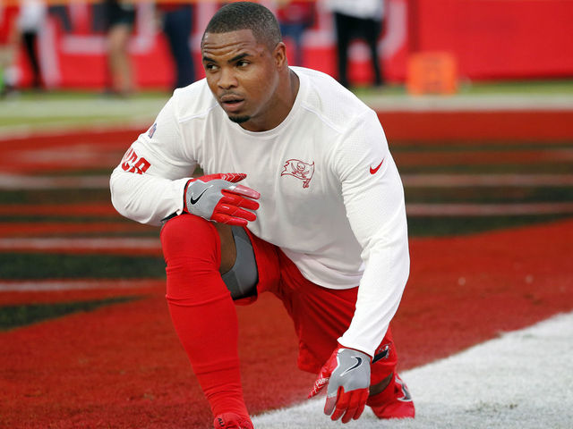 Report: Raiders expected to pursue Martin after meeting with Gruden