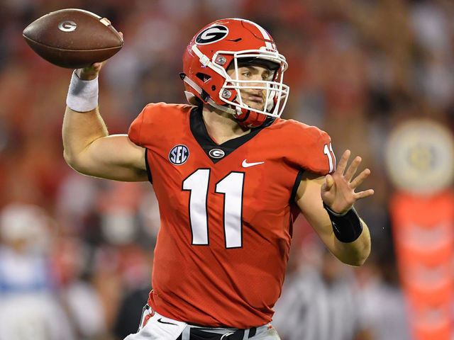 Georgia's Fromm gets lure caught in leg during fishing trip
