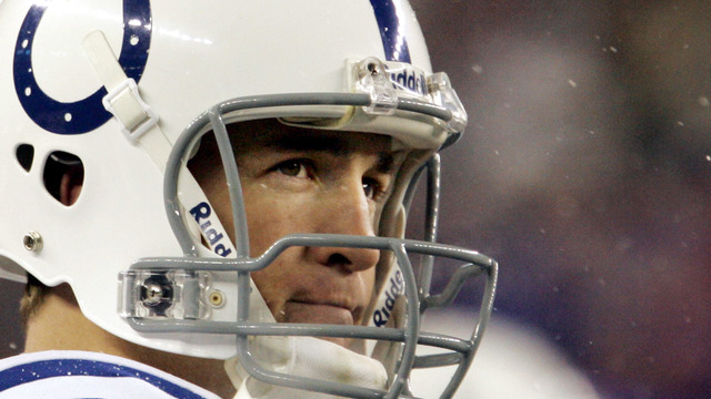 Watch: Manning recites heartfelt letter to Colts fans ahead of statue unveiling