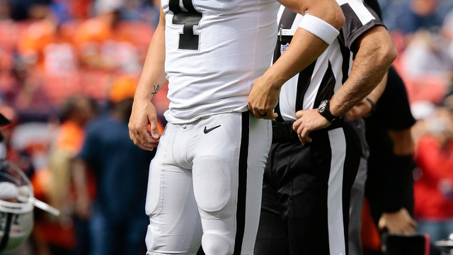 Raiders' Carr campaigning to play vs. Ravens