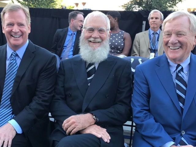 Watch: Letterman roasts Manning at statue ceremony