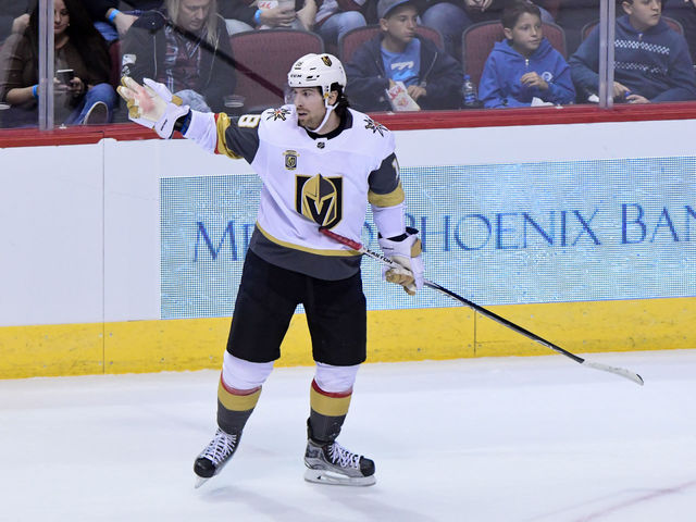 Watch: Neal buries game-winner for Golden Knights once again