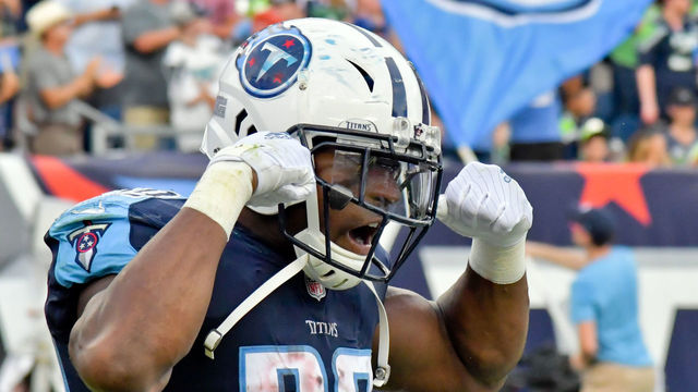 Former Offensive Player of the Year DeMarco Murray announces retirement