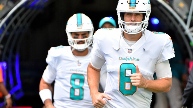 Watch: Dolphins fans chant 'We Want Moore' as Cutler struggles in 1st half