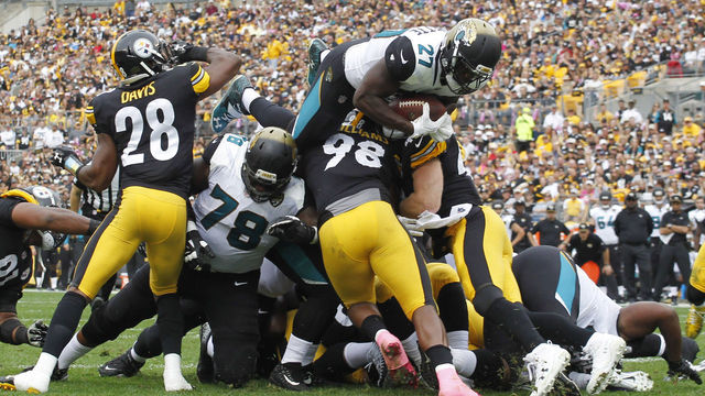 Watch: Fournette dives over pile from 4 yards out for TD