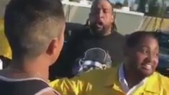 Watch: Raiders' Penn dares confrontational fans to throw down