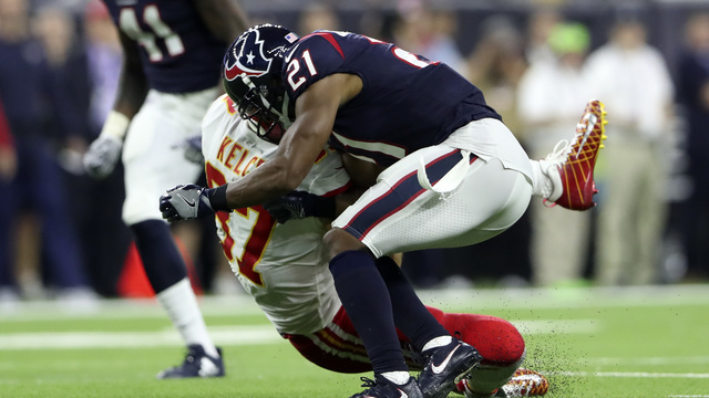 Reid on pulling Kelce from game after return: 'he couldn't quite remember'