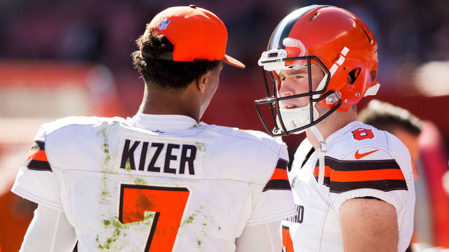 Browns pick Hogan over Kizer to start vs. Texans