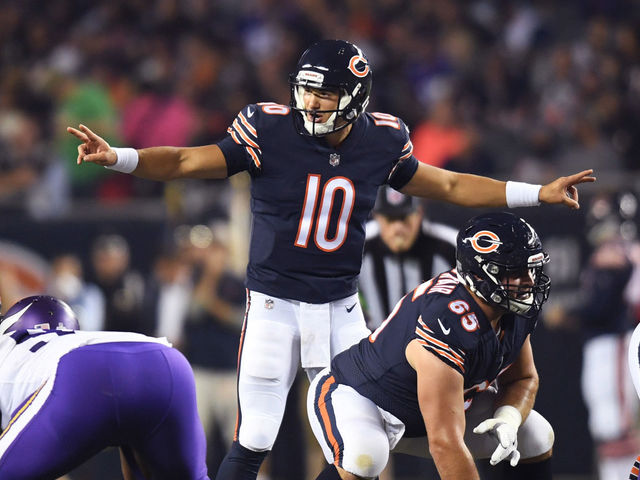 Watch: Trubisky scores amazing 2-point trick play after 1st career TD
