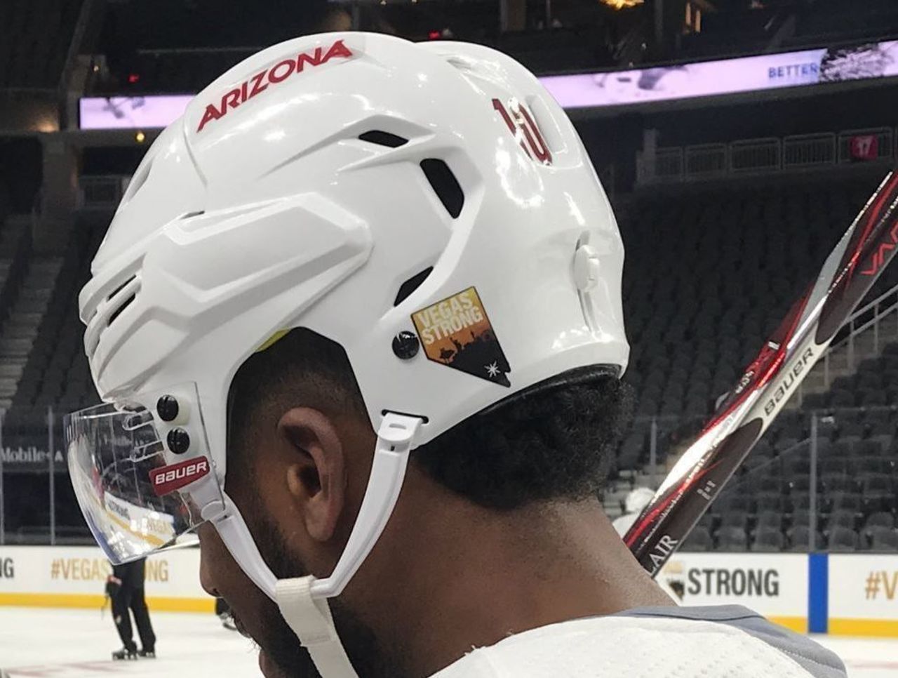 Coyotes To Wear Vegas Strong Decal For Golden Knights Home Opener Thescore Com