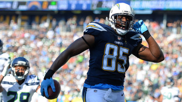 Recharged: Gates returns to Chargers for 16th season