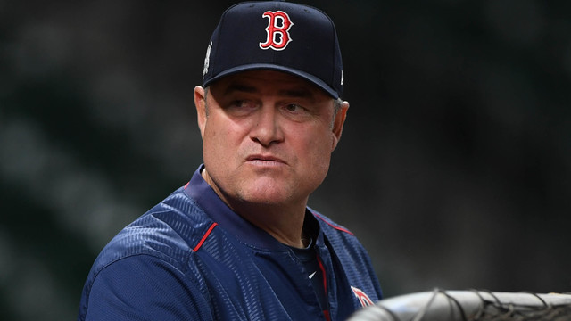 Report: John Farrell leads external candidates for Phillies' manager role