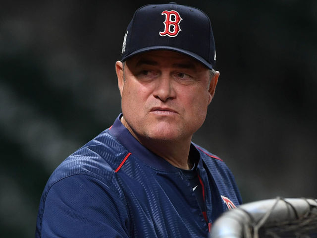 Report: John Farrell leads external candidates for Phillies' manager role