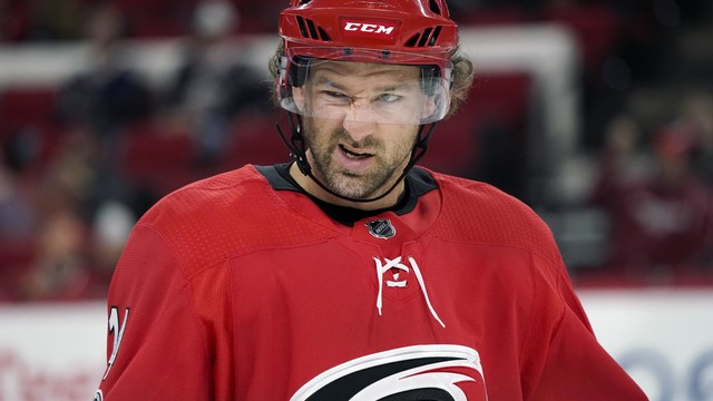 Hurricanes draw only 7,892 fans for 2nd home game